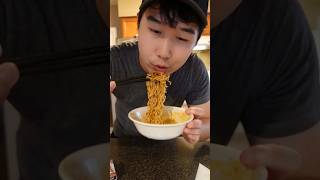 how to eat instant noodles