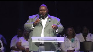 C Ashley Brown Lawrence Husband turns Love song into Gospel at his wife’s Funeral