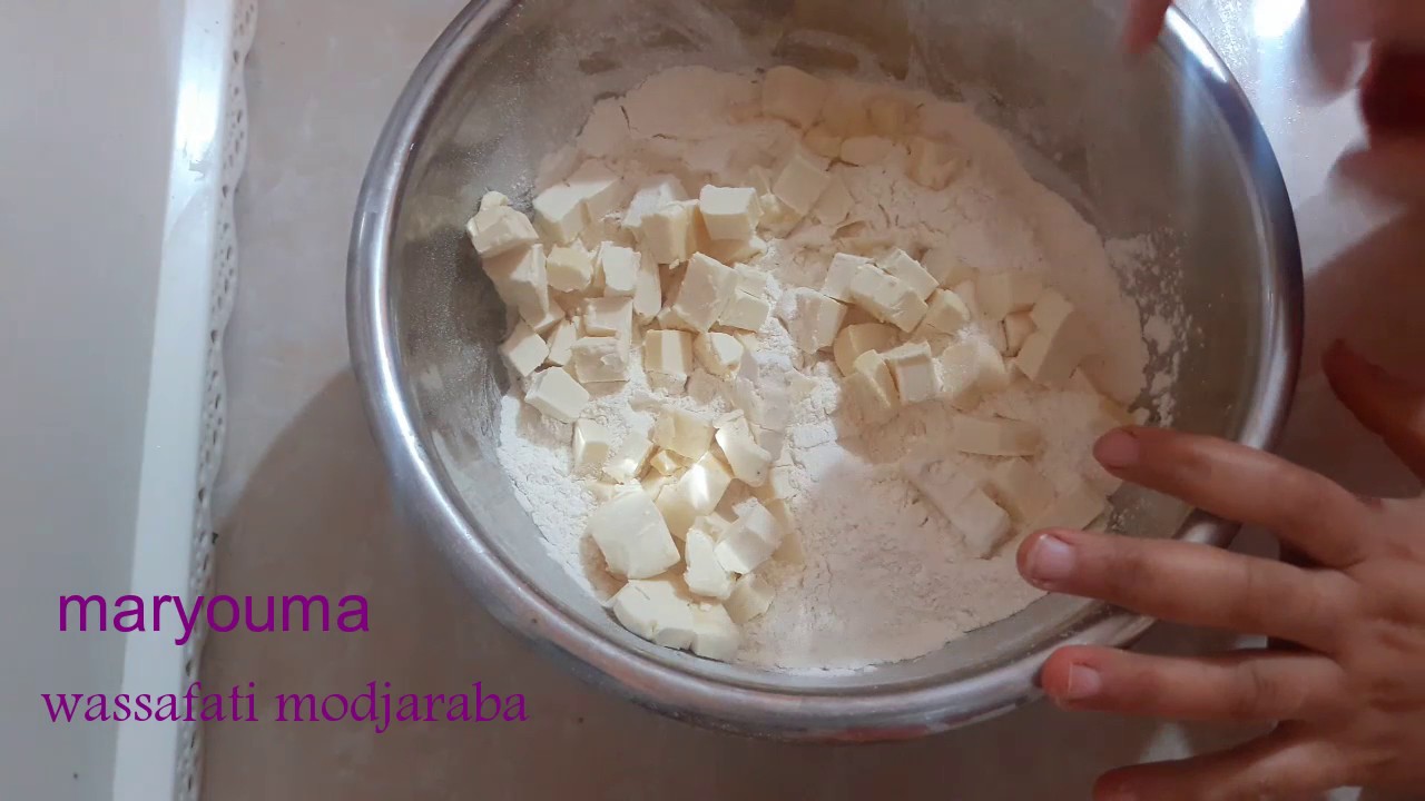 العجينة المورقة بأسهل طريقة ونتيجة مضمونة