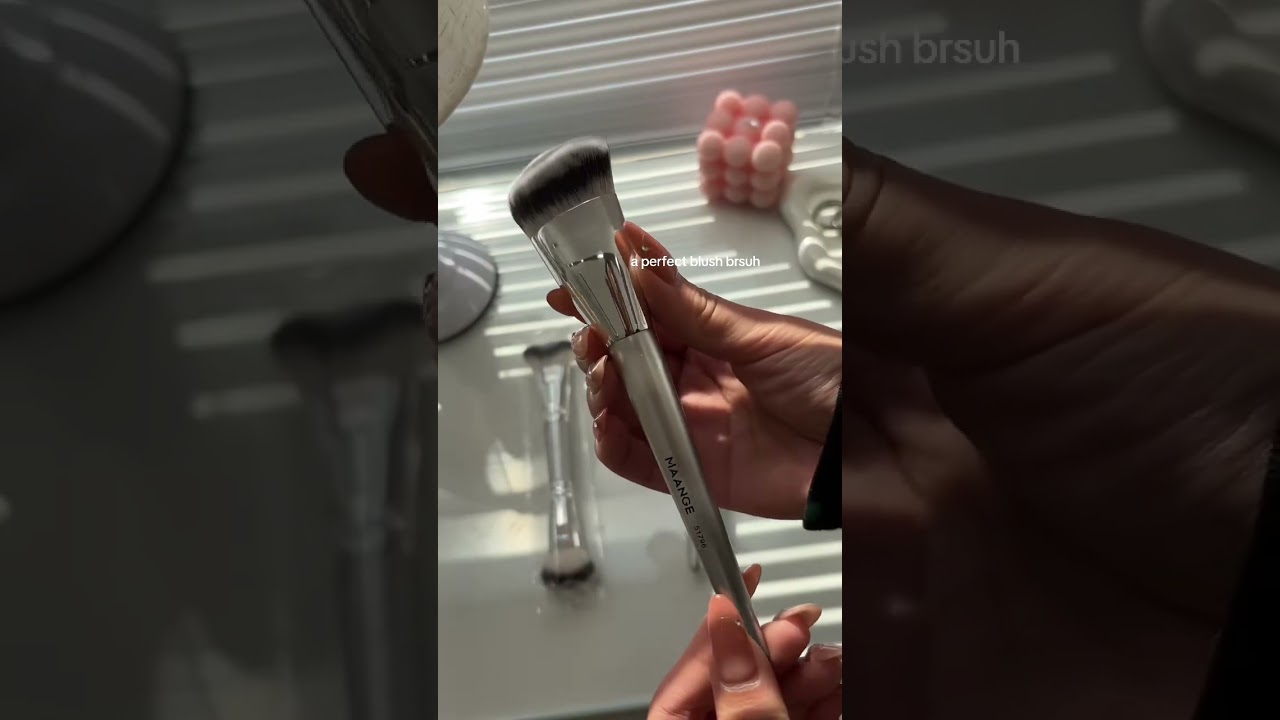 ULTIMATE Makeup Brush Set for Flawless Base 