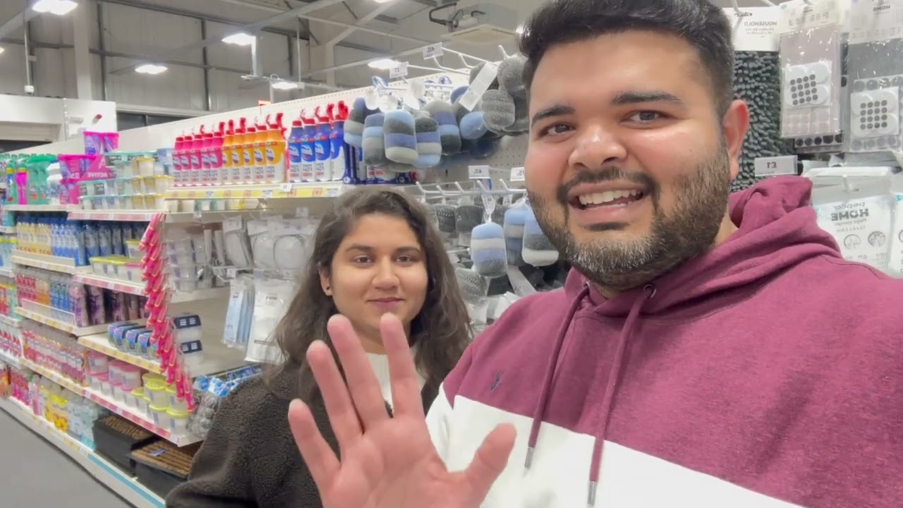 પાઉન્ડલેન્ડ શોપિંગ 🛒 | Bridgwater Town Centre Walk | UK Gujarati Vlog 🇬🇧 