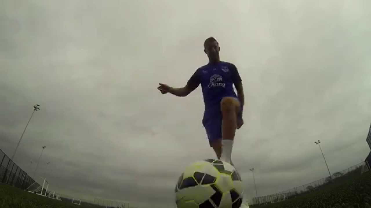 Kevin Mirallas - Skills And Tricks