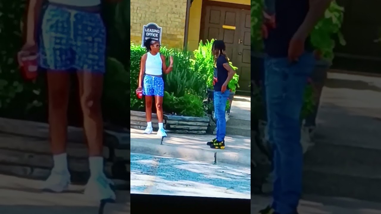 Hey yo somebody going to beat lex ass one day watch 😀😆