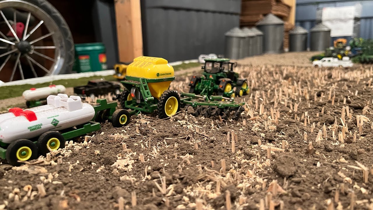 1/64 Farm Toy Spring Work Display