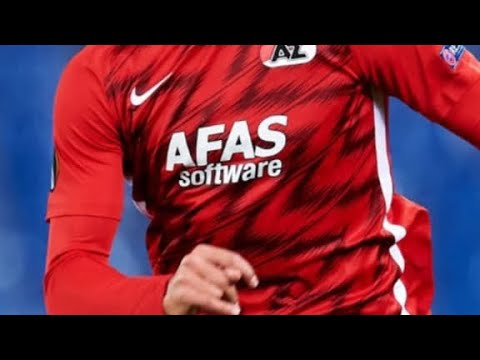 آشكاين موقع التيجيني يعتذر لالاعب زكريا بو خلال