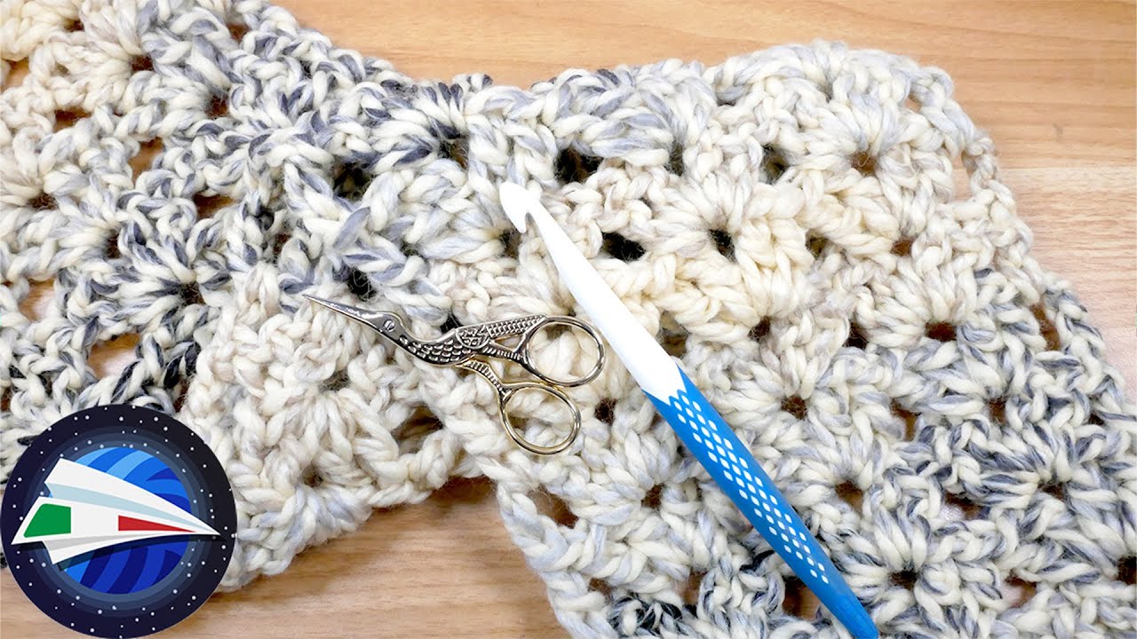 Uncinetto | Sciarpa morbida per l'inverno con motivo a iris | Imparare a lavorare all'uncinetto