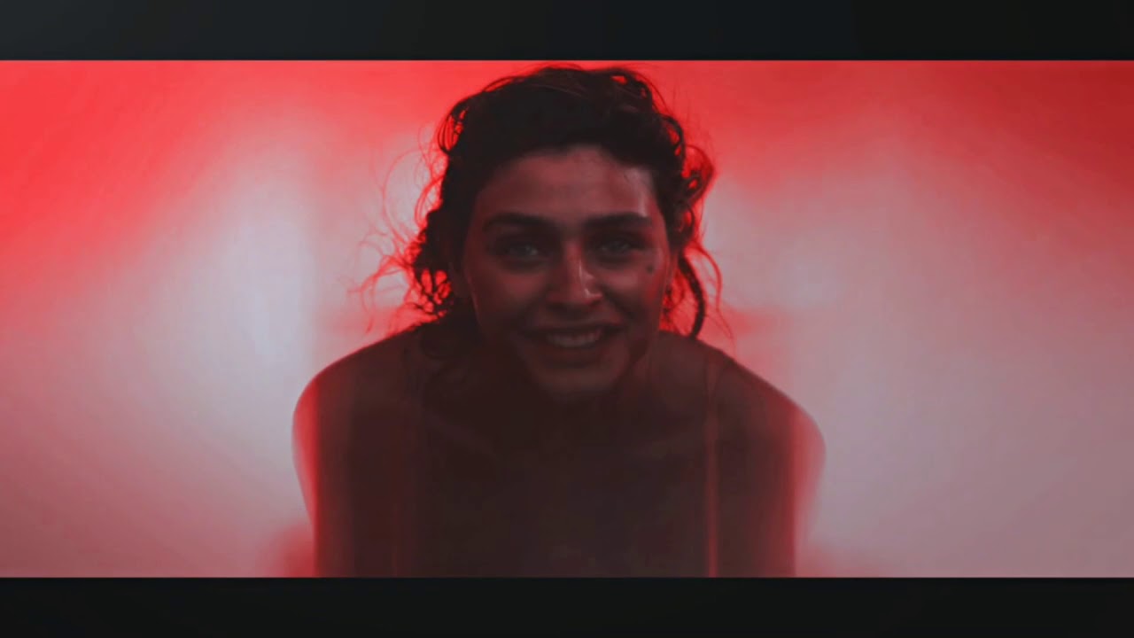 Tema Da Série Chambers Netflix Musica Deftones Pink Maggit - YouTube