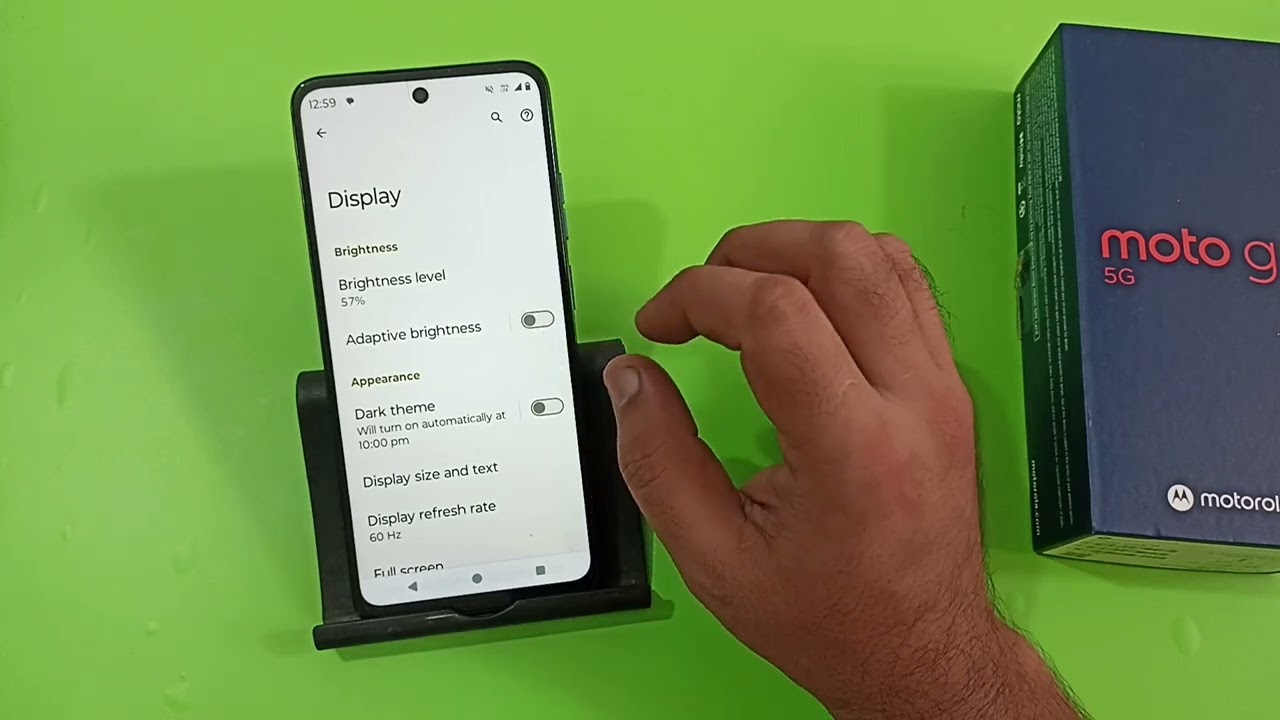 how to turn off auto brightness in Moto g45, auto brightness band Karen