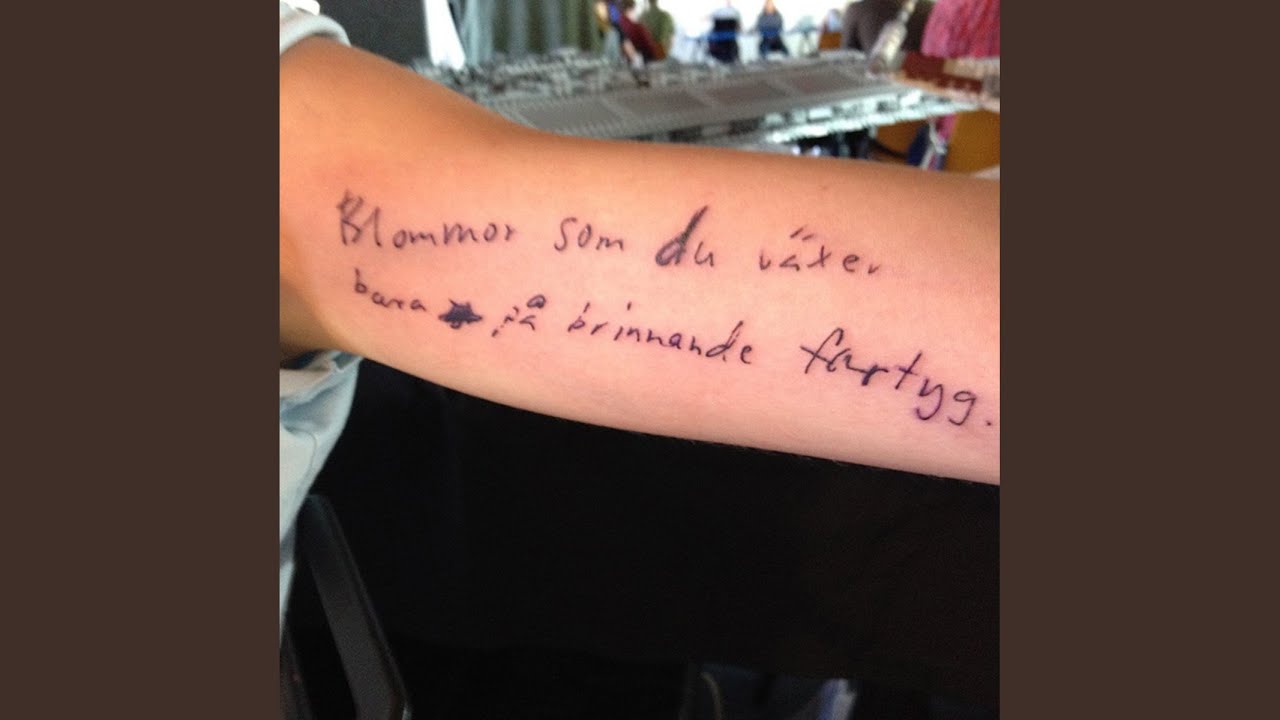 Blommor på brinnande fartyg