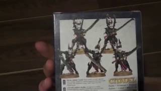 Unboxing Warhammer 40k Dark Eldar Incubi!