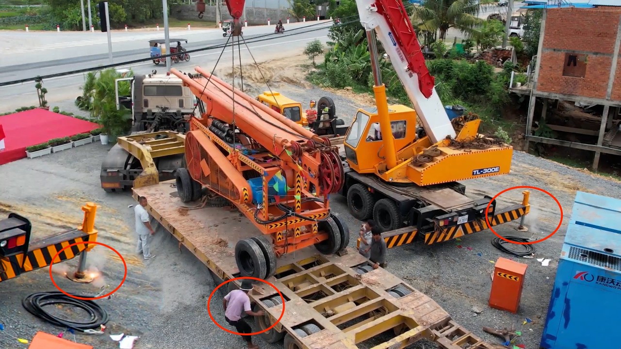 Be Careful Under The Load Of The Crane Near Electric Current ⚠️ Electric Shock