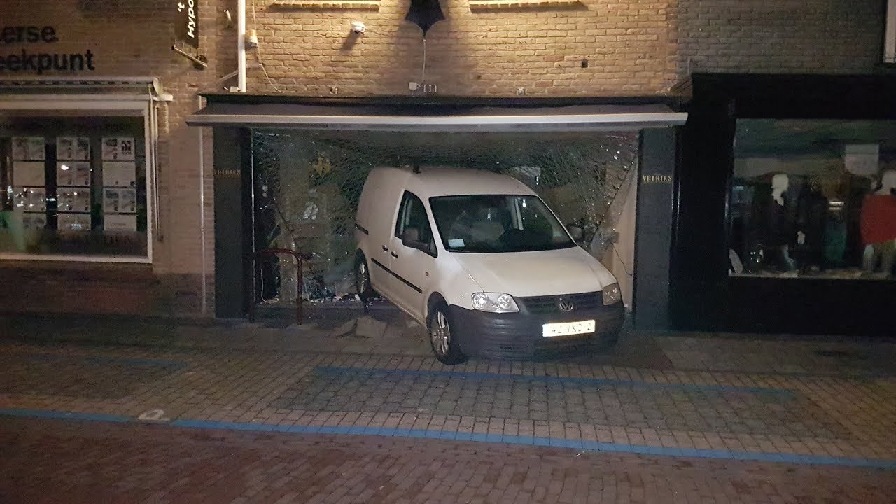 Losser: Ramkraak juwelierszaak