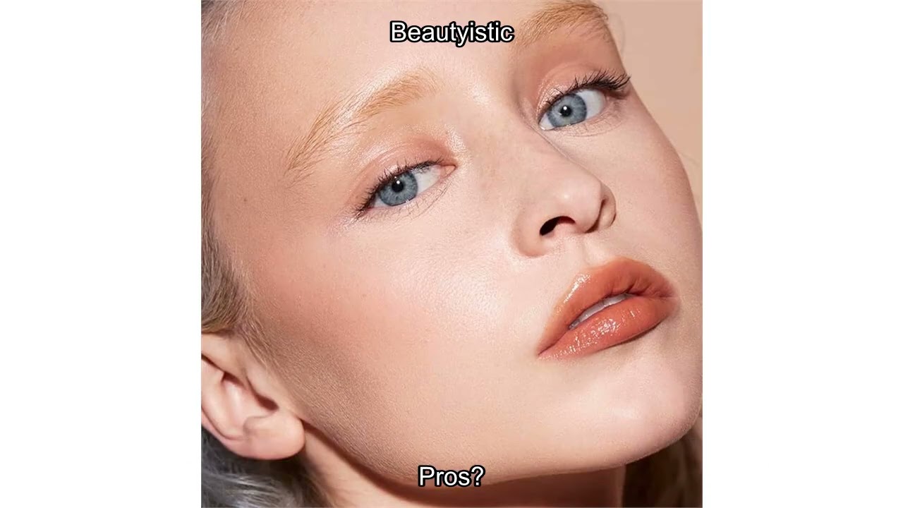 Обзор блеска для губ Fenty Beauty Gloss Bomb Cream Honey Waffles: подходит ли он всем?