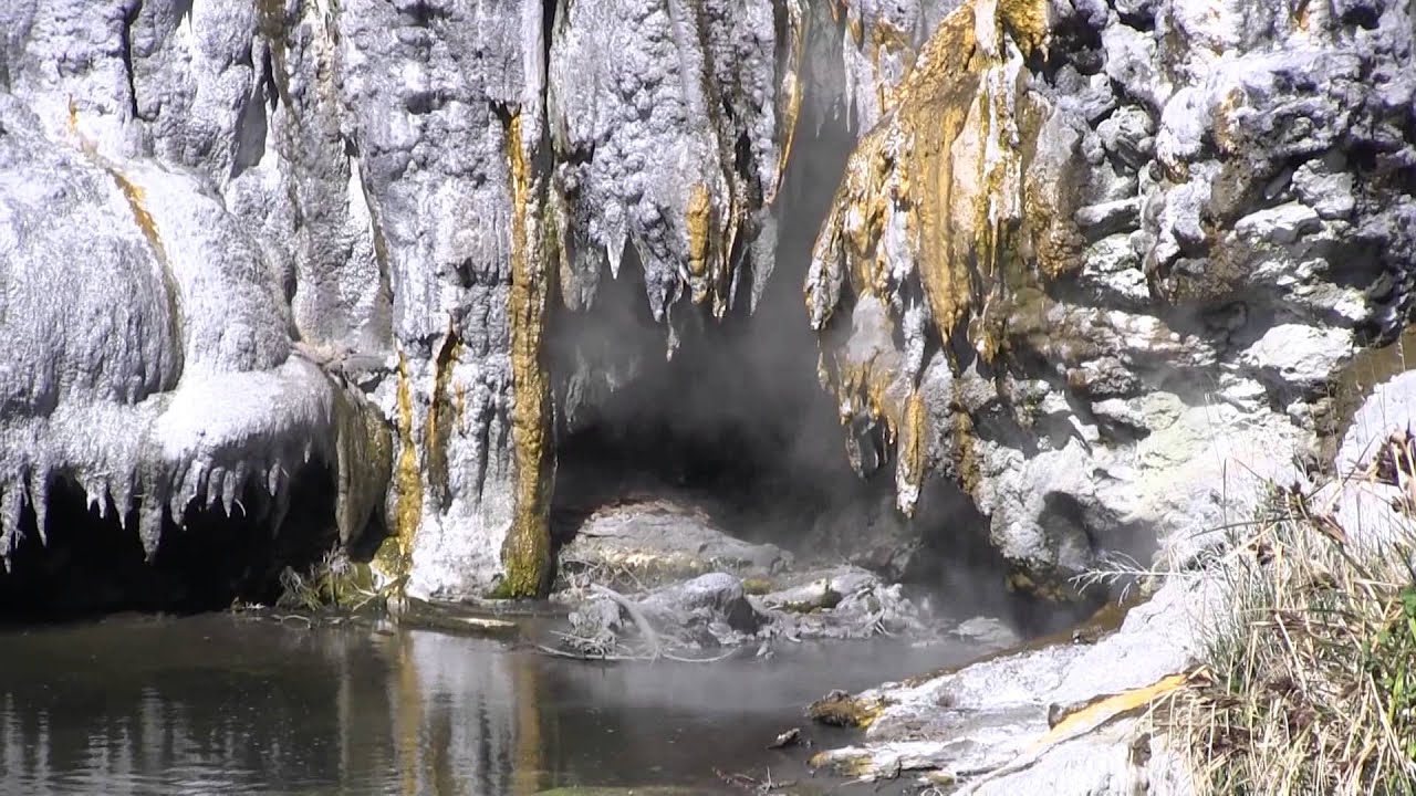 New Zealand Rotorua Te Puia Thermal Village
