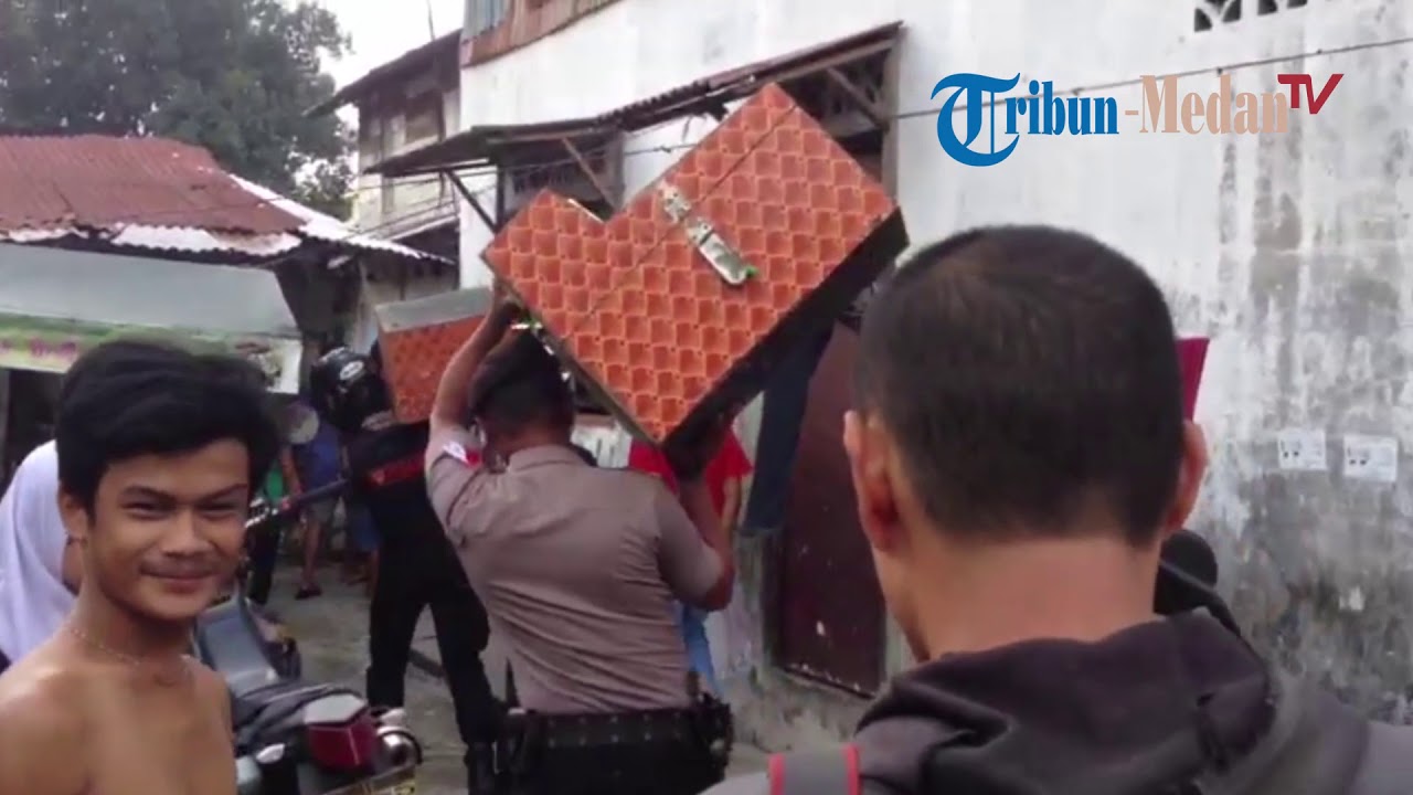 Penggerebekan Obat Terlarang di Jalan Sukaramai Gang Jati II, Kelurahan Suka Ramai