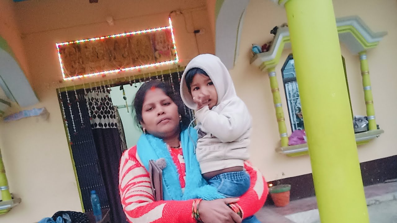 Reena Ramesh official लाइव है! - YouTube