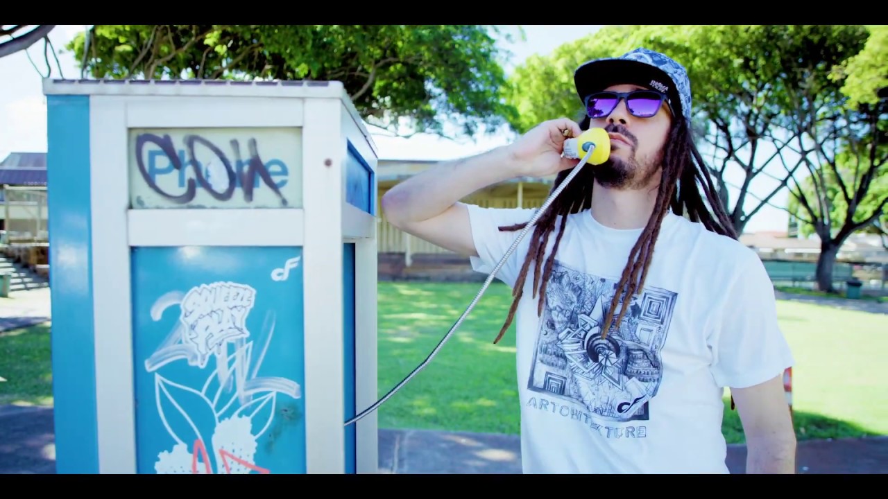 Watch Cedric Clinton ~ IntroFunktion (Official Video) on YouTube Watch Cedric Clinton ~ IntroFunktion (Official Video) on YouTube
