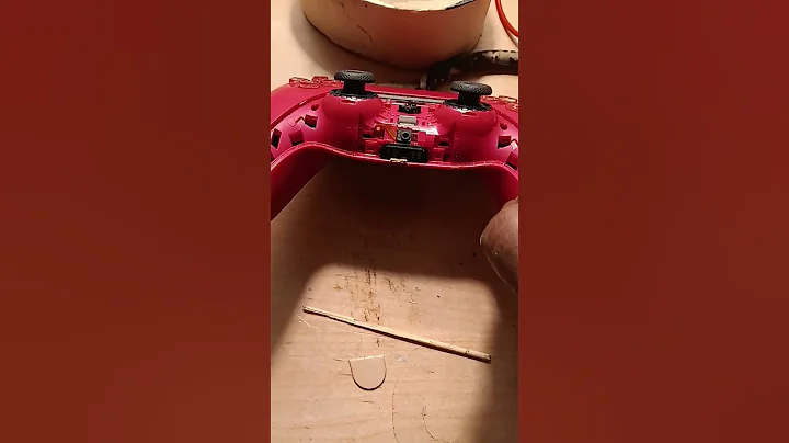 Fastest quick fix for headphone jack on ps5 controller 👌