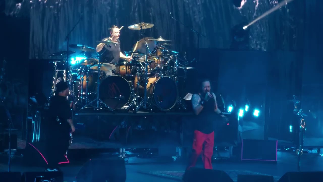 KORN - Falling Away From Me (Live in Adelaide, South Australia) December 4, 2024 