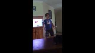 Funny dubstep dance fail