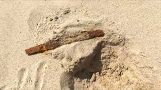 Найдено кольцо на пляже металлоискателем