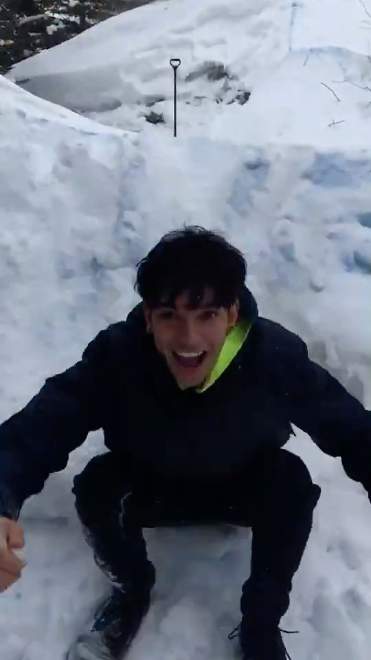 We tried to be a giant snow ball ?