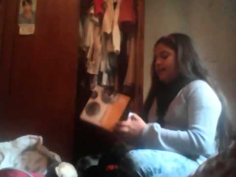 Primer video cosas del cole - YouTube