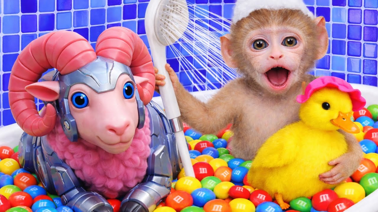 Monkey Mono is a kind doctor who carefully takes care of a sick little dog! | Mono Monkey TV