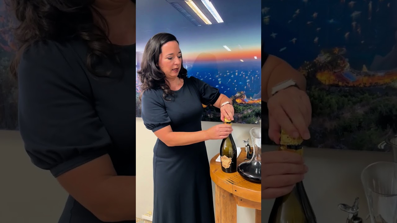 How to Serve Champagne with Elegance and Safety