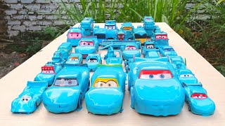 Clean up muddy minicar & disney pixar car convoys! Play in the garden