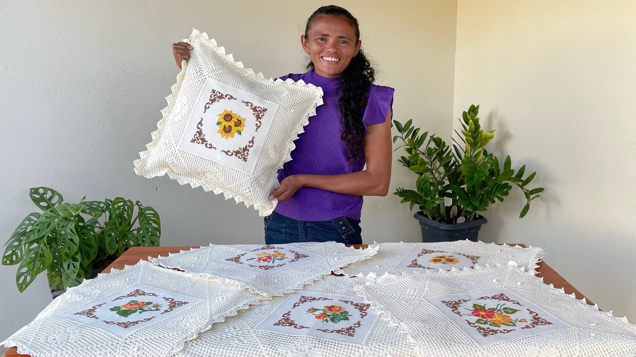 LINDAS ALMOFADAS BORDADAS À MÃO | PONTO CRUZ E CROCHÊ