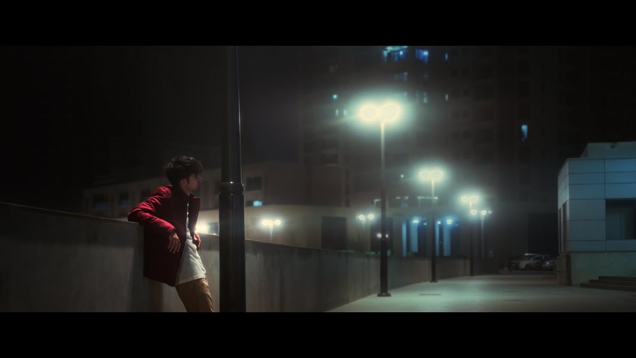 Arsh Azhar - Sunn (Official Video) auf YouTube ansehen Arsh Azhar - Sunn (Official Video) auf YouTube ansehen