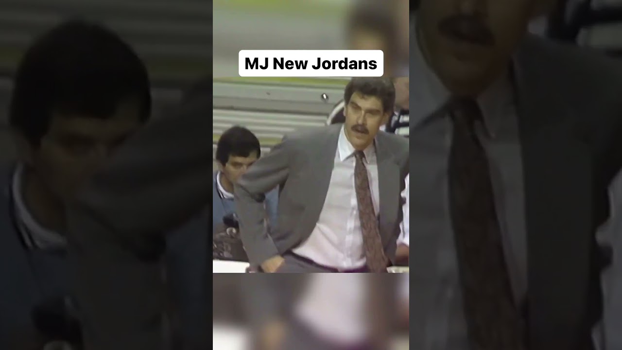 Michael Jordan wearing the Jordan 4 for the first time in an NBA game 