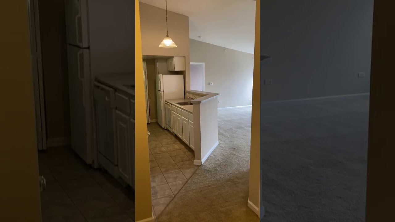 The Meadows in Lakemoor-Cypress 2 bedroom 2 bathroom apartment