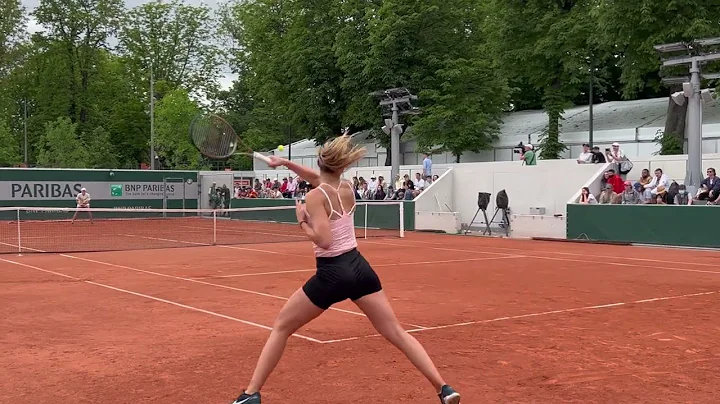 Iga Swiatek v. Paula Badosa | Court Level Practice...