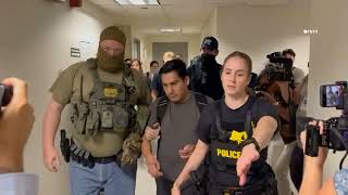 Download Lagu ICE Detain Migrants at NYC Court after Hearings MP3 Download Lagu ICE Detain Migrants at NYC Court after Hearings MP3