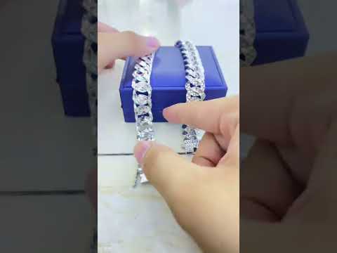 Video Lắc tay cắt giác kim cươngChất liệu: bạc xi vàng... - youtube