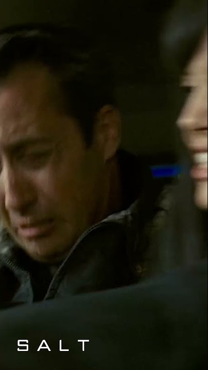 SALT: Car Hijack (MOVIE #SHORTS)