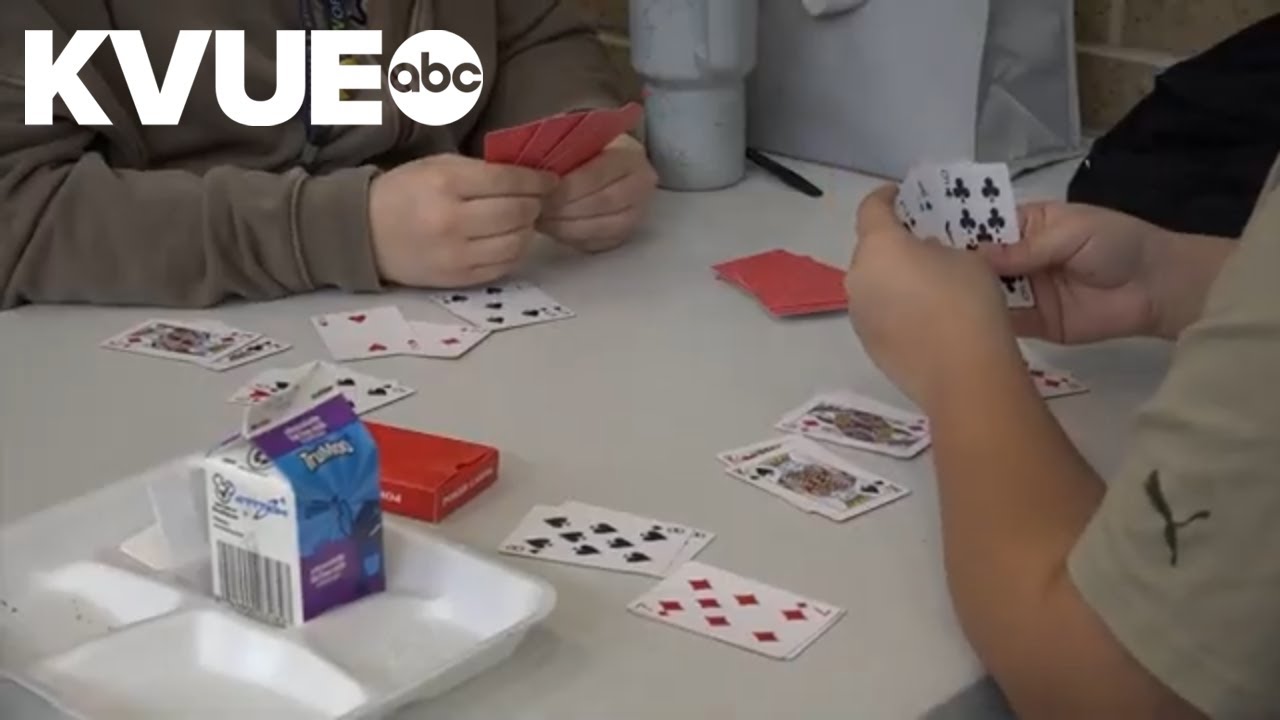 Hays CISD students, teachers adjust to Texas' public school cellphone ban