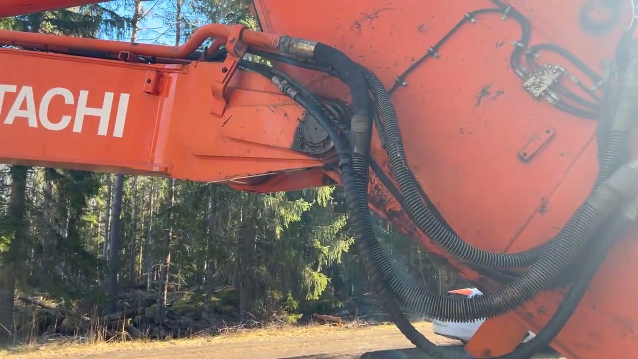 Bandgrävare Hitachi ZX 225 USLC-3