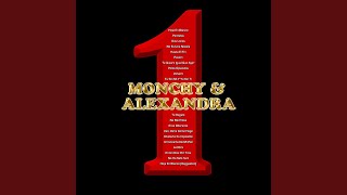 Video thumbnail of "Monchy & Alexandra - No Es una Novela"