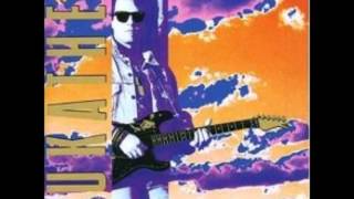 Video thumbnail of "Steve Lukather   Drive a crooked road"