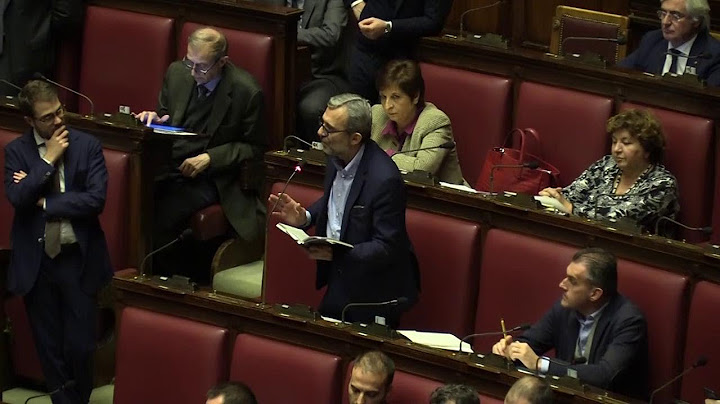 Manovra, Fico contestato dal Pd: ''Lei non è presidente del M5S, dev'essere imparziale"