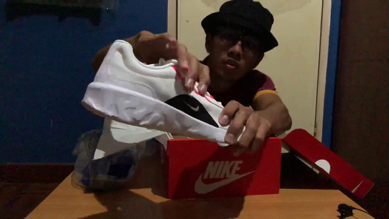 nike explore strada review