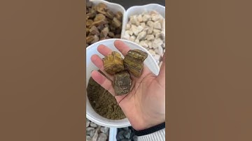 What’s on the table today? #crystals #asmr #activitesforkids #miningbucket