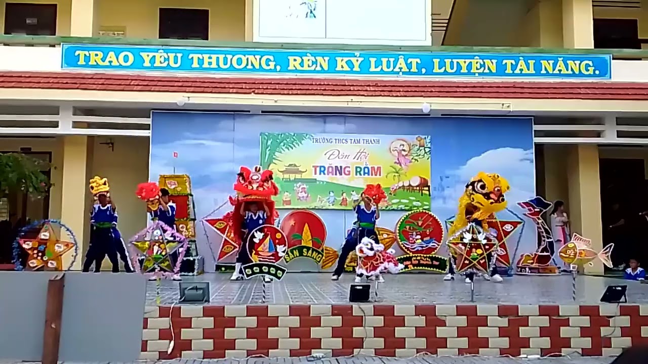 Tiết mục biểu diễn  đến từ Lân Sư Rồng Hải Nhân Đường 