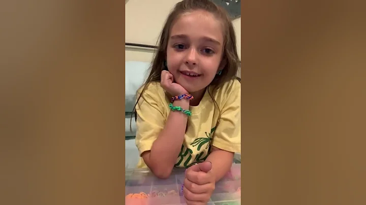 Hayley Orlinsky's bracelet fundraiser for Lurie Ch...