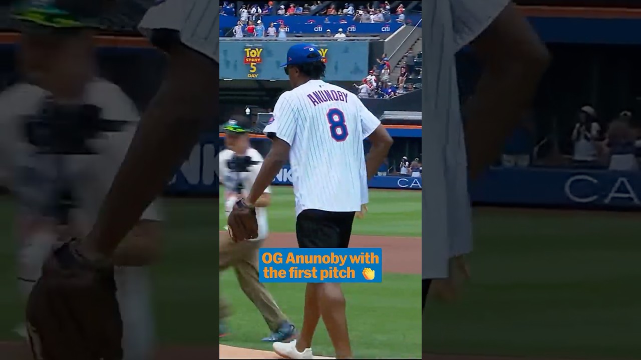 Knicks OG Anunoby tosses out the first pitch at Citi Field 🔥