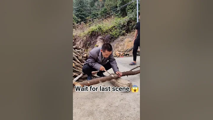 Who do you think got the delicious food? #funny #comedy #chinesedrama #china #shorts #aong #funny