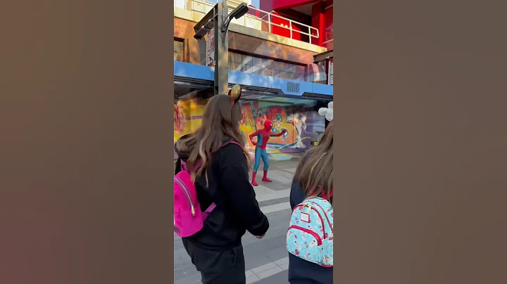 Spider-Man Greeting Guests at DCA 🕷️🕸️ #shorts #disneyland #spiderman